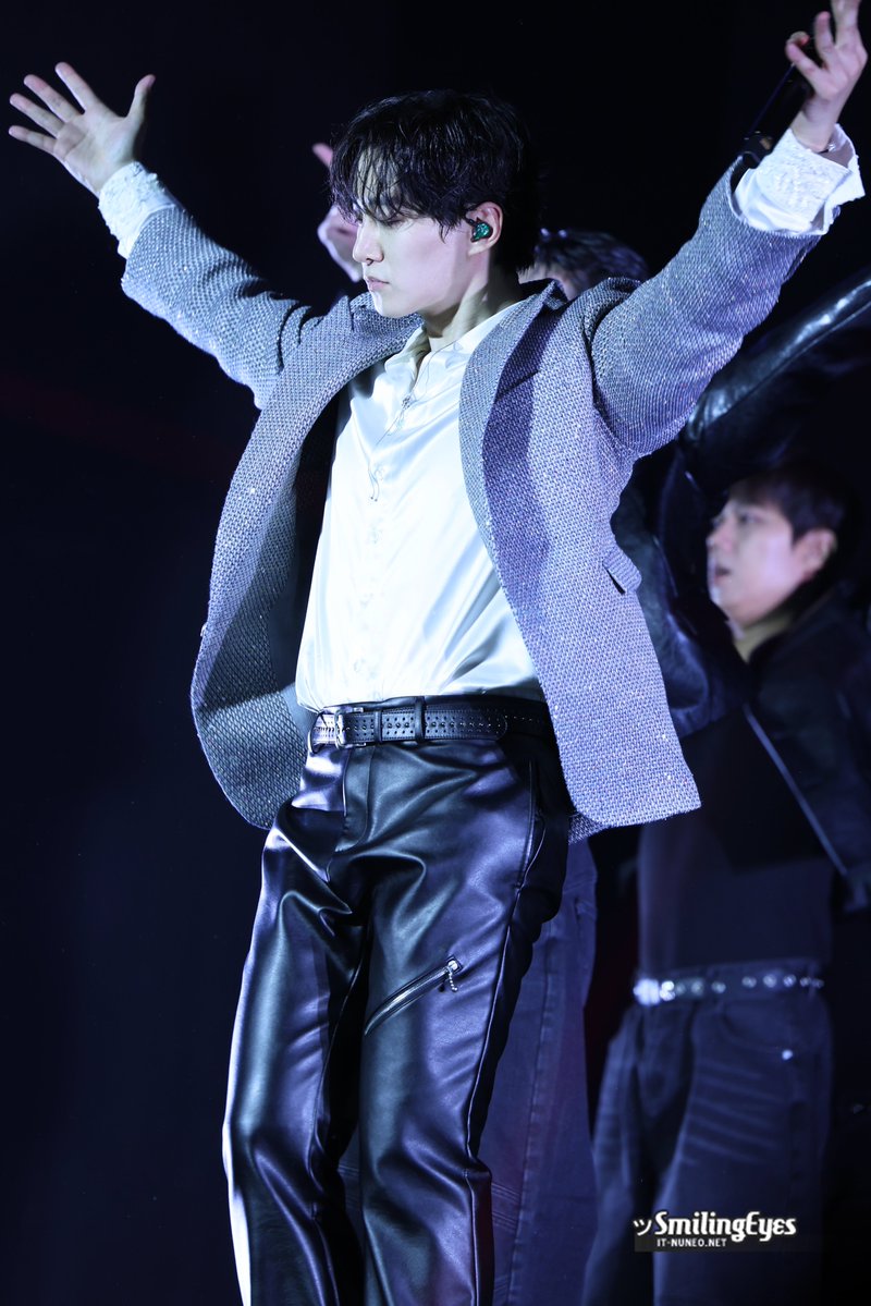 260124 LEE JUNHO FAN MEETING 2026 Stunning Us in Seoul (4)

#이준호 #LEEJUNHO #李俊昊 #ジュノ