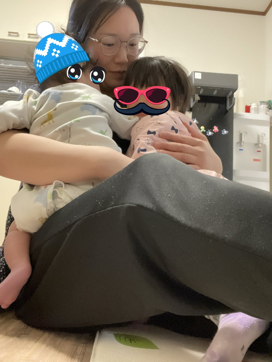 3歳、1歳6ヶ月、0歳5ヶ月めちゃくちゃ貴重なかわいさが大爆発してる💥🌋💖こんなかわゆい期間、一瞬で終わっちゃうんだよね、本当に！！

頭では分かってはいるんだよ笑