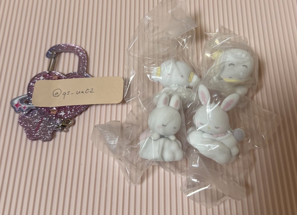 qs_ua02's tweet photo. 【交換】 サンリオ しろふわ雲でおひるね シークレットマスコット

譲 : こぎみゅん、あひるのペックル、チアリーチャム、ウィッシュミーメル

求 : マシュマロみたいなふわふわにゃんこ ＞ シナモン

郵送希望  
1:1からでもお気軽にお声かけください♩ https://t.co/gwVbj3flTe