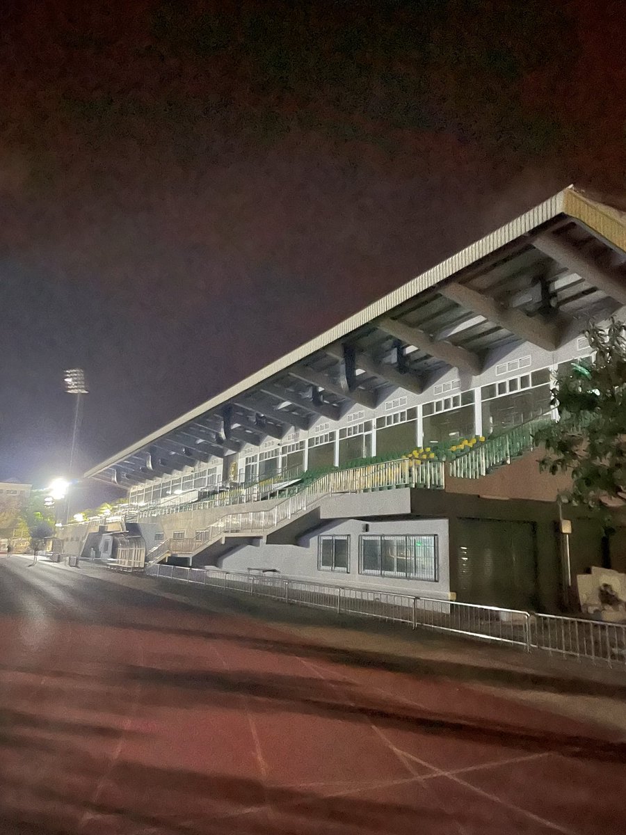 หอบร่างกายมีคลายกล้ามเนื้อสักหน่อย บรรยากาศดี ชวนแกล้งมาเดินได้นะ  #ราชภัฏเพชรบุรี #เพชรบุรีในเมือง