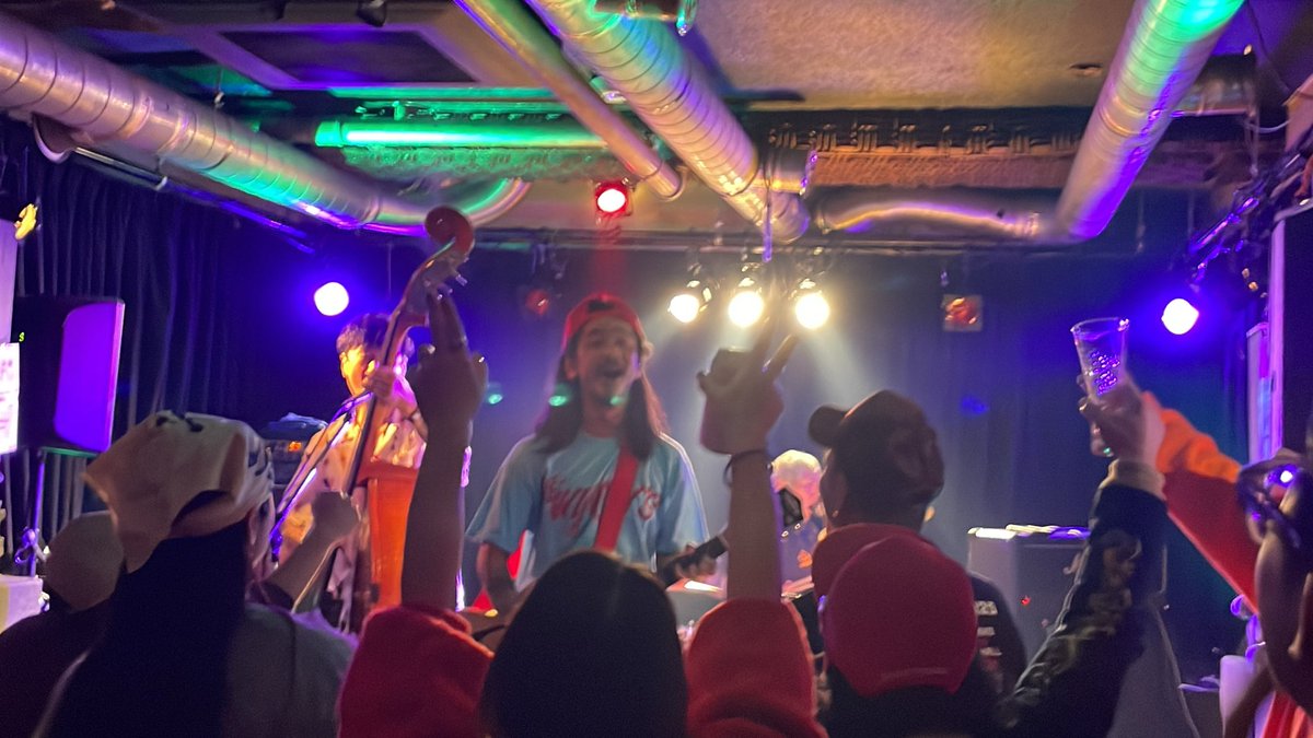 “22858 vol.37" with "Cai yo!"
〜Pessor P.Peseta 「JUMBLIN’ AIRLINES 11」レコ発 &amp; harusame birthday party〜

粉雪舞い散る寒さの中、たくさんのご来場誠にありがとうございました！

DJもライブもどの時間も本当にグレイトで強烈！！

出演者の皆様、HOMEの皆様もありがとうございました！