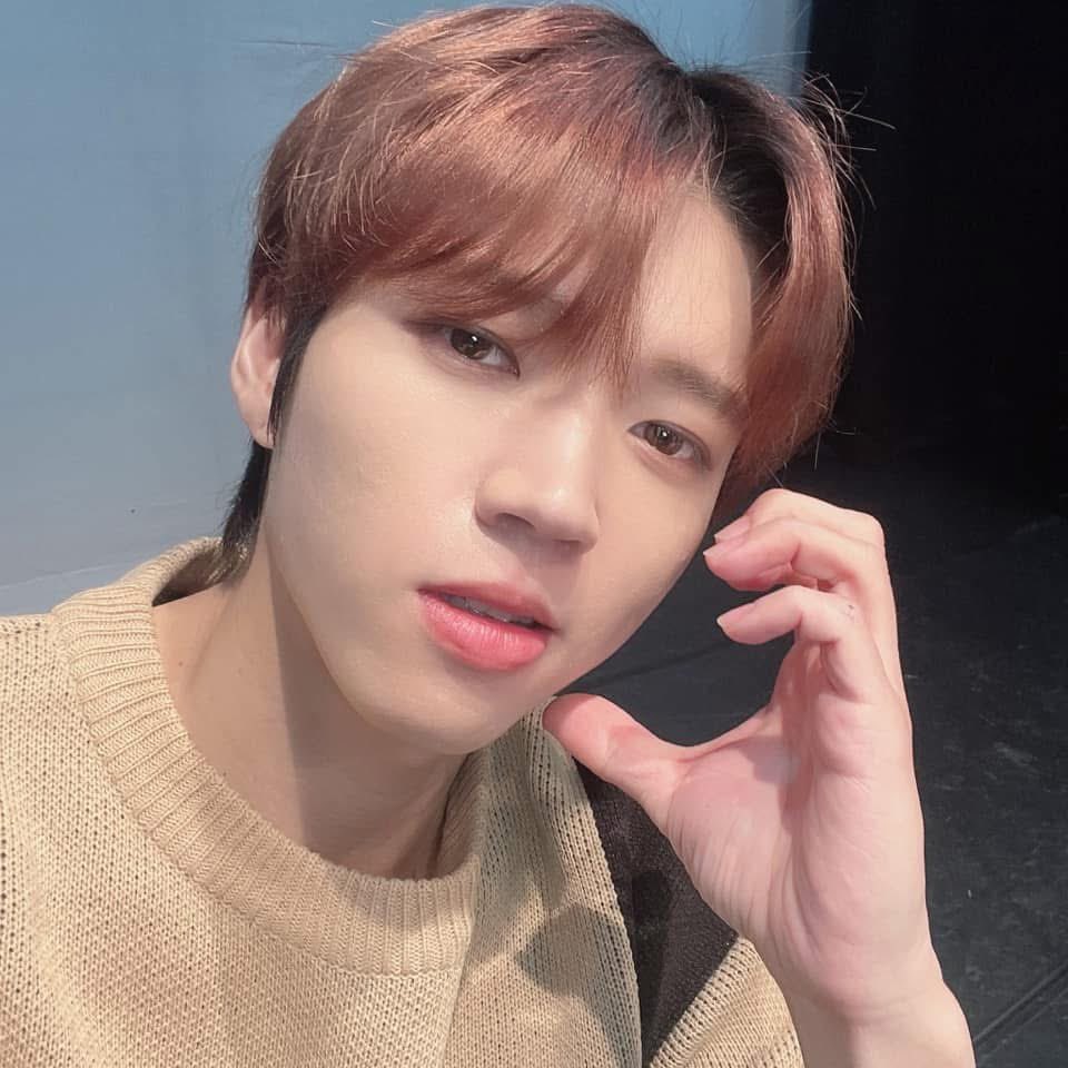 สุขสันต์วันเกิดนะคะศิลปินคนโปรด🎂🎉
ขอบคุณที่เกิดมาให้รักนะ🥰💗

#Happy35thWoohyunDay
#우리에겐_온리남우현_생일축하해
