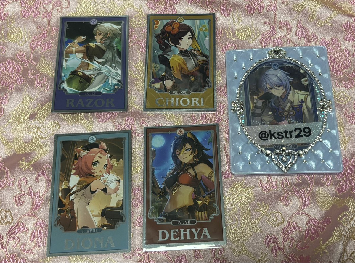 交換・譲渡】原神 ホヨランド 2025 おみくじ 譲)レザー、千織