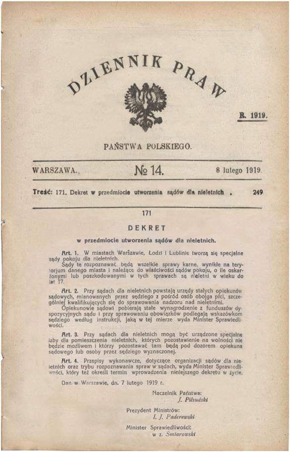 08.02.1919 r. - Naczelnik Józef Piłsudski podpisał dekret o powołaniu Urzędów Stałych Opiekunów Sądowych przy sądach. 

Zaczęła się tworzyć historia Polskiej Kurateli Sądowej.

<a href="/KRK_kuratorzy/">Krajowa Rada Kuratorów</a>