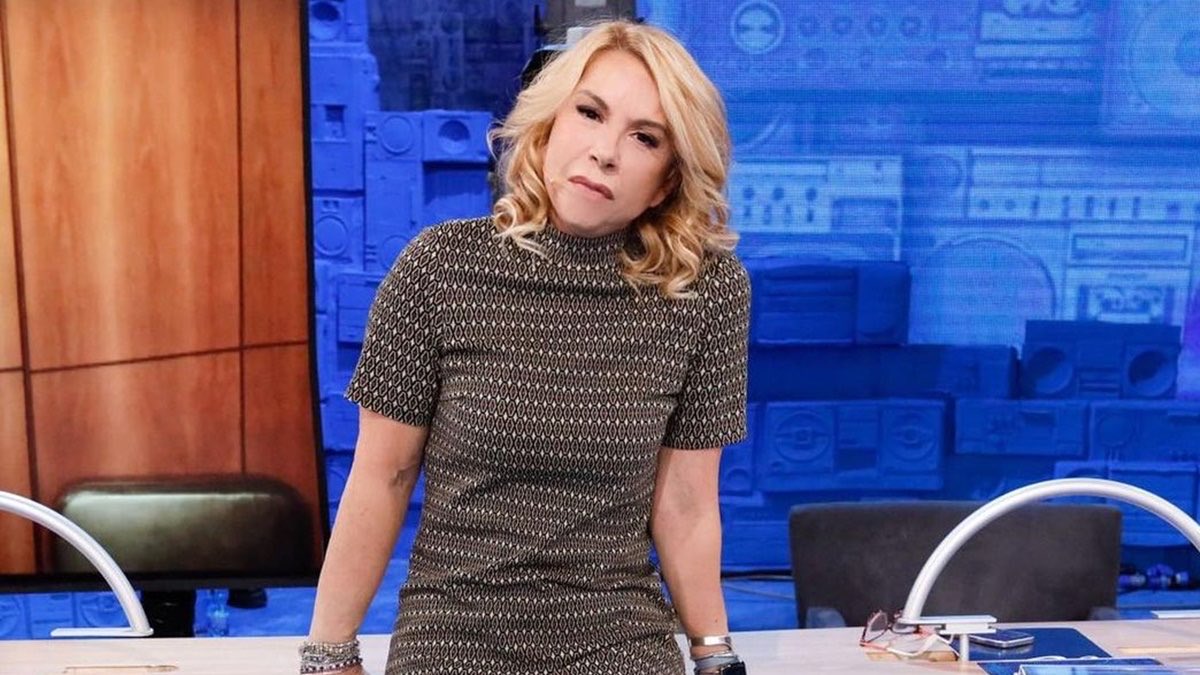 tuzilabile's tweet photo. Anna pettinelli su Stimolo ha RAGIONE. Noioso e scarso. 
Pubblico imbarazzante nell’applaudire ad una persona come lui, ma sul pubblico medio di amici sappiamo già che bisogna stendere un velo pietoso 
#amici25 https://t.co/wjKLa7wwxm