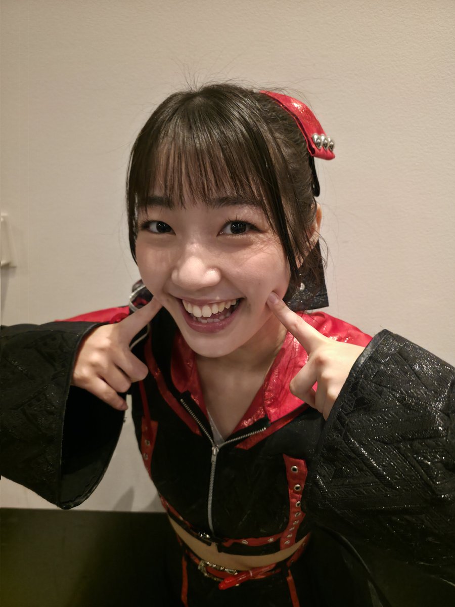 はなちゃんはいつも通り、明るくて元気で、美しくて上品でした。 一緒