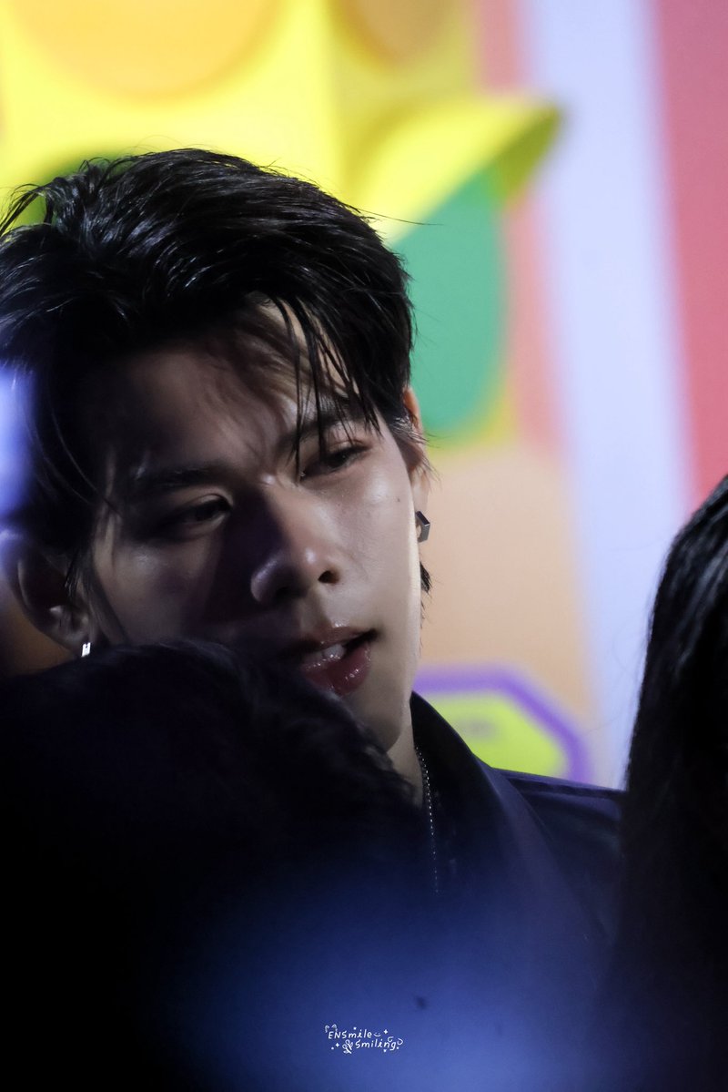 ENSmileSmiling's tweet image. ˚◡̈ 08022026˚♡

เสียดายรูปนี้มากกก 

LYKN AT MEGAFESTO

#HondaxLYKN
#TuiChayatorn @TuiChayatorn