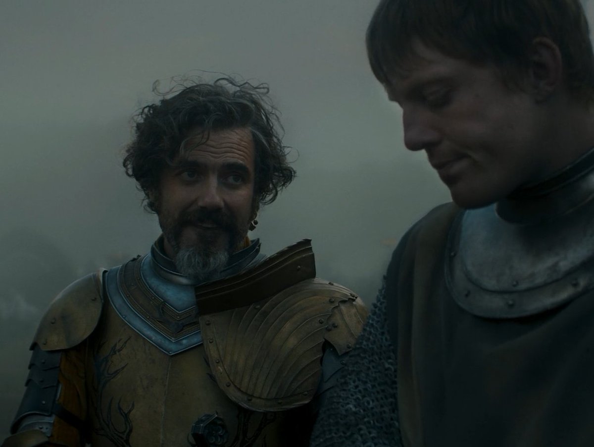 Evil__Smile's tweet image. Me gusta pensar que Lyonel se dió cuenta aquí de que Dunk no era realmente un caballero, por su forma de comportarse, su vestimenta...

PERO, a pesar de eso, se da cuenta de que representa realmente lo que es ser un caballero de corazón y decide ayudarlo. 

El GOAT absoluto 🦌👑