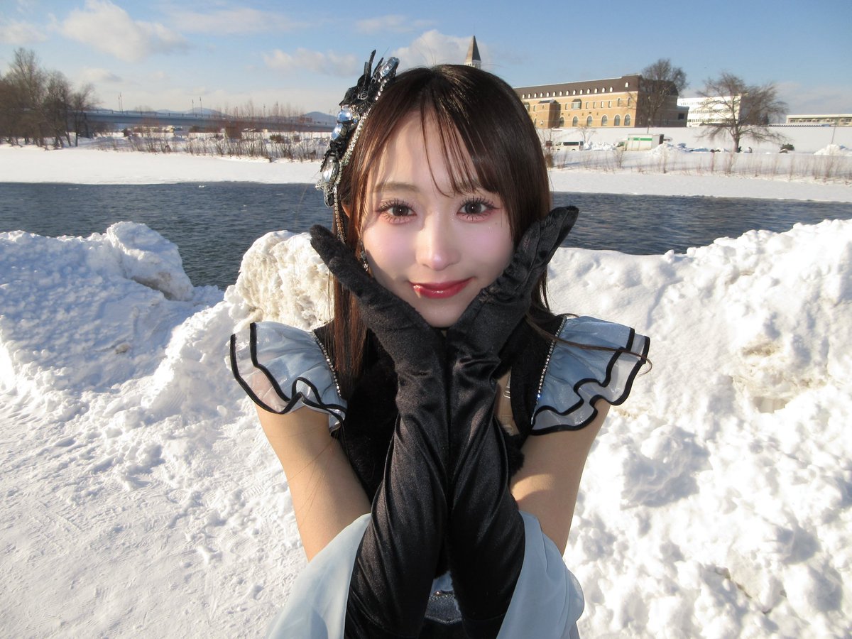 s_snowgirl_n's tweet image. 北海道出身アイドルです🩵
#LarmeR