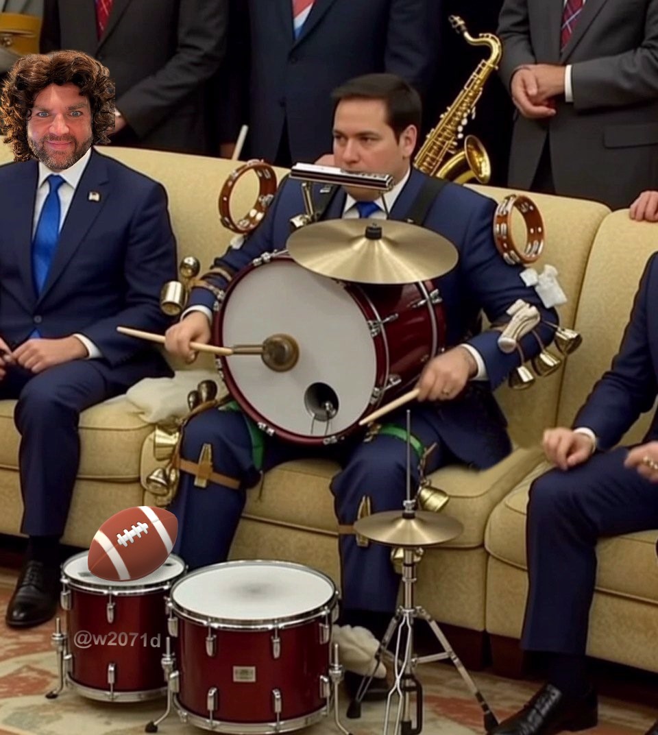 🏈Marco Rubio is the Super Bowl halftime show🥁🎶😂🫢🤣🫣