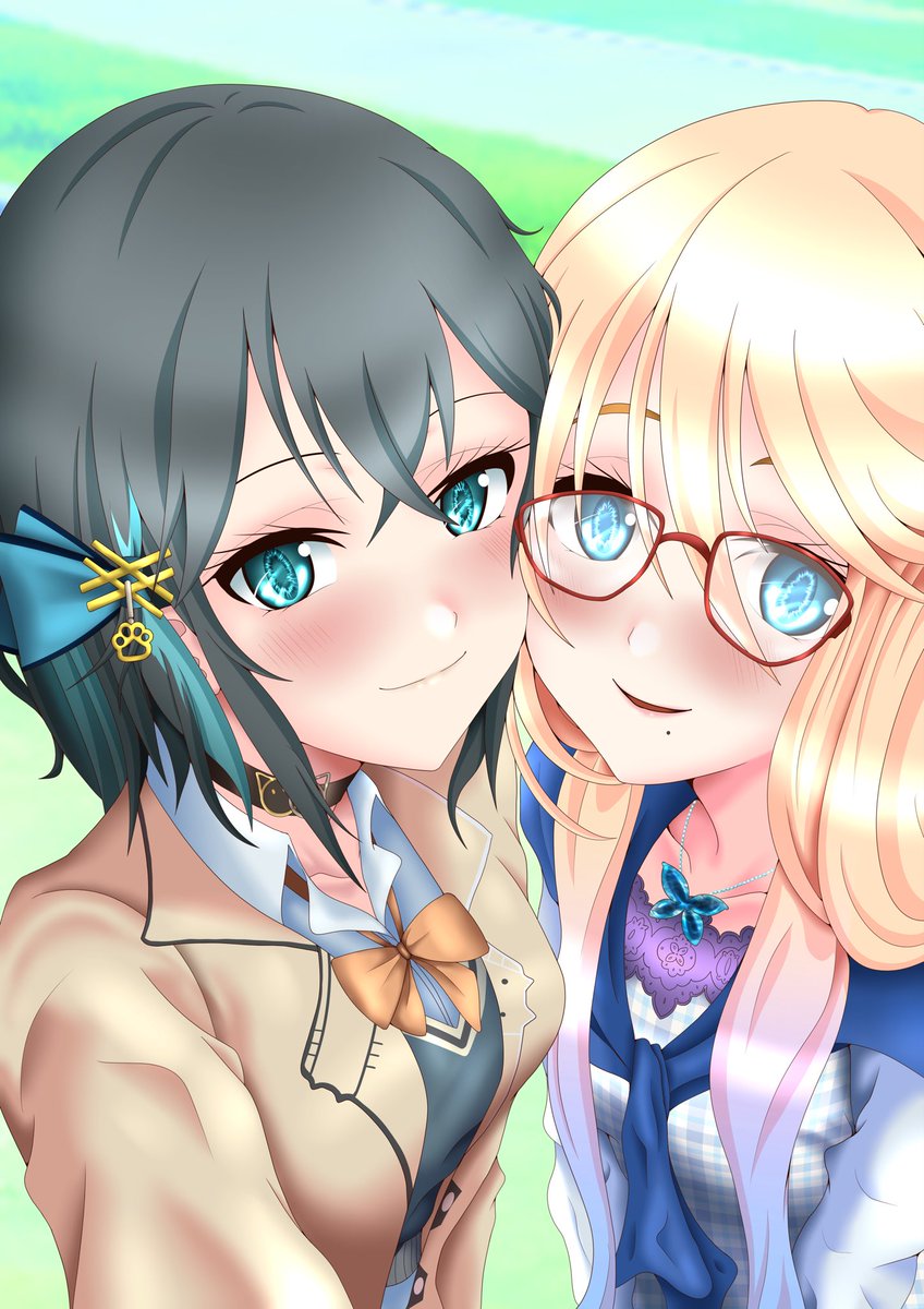 #女の子二人のイラストを貼る 