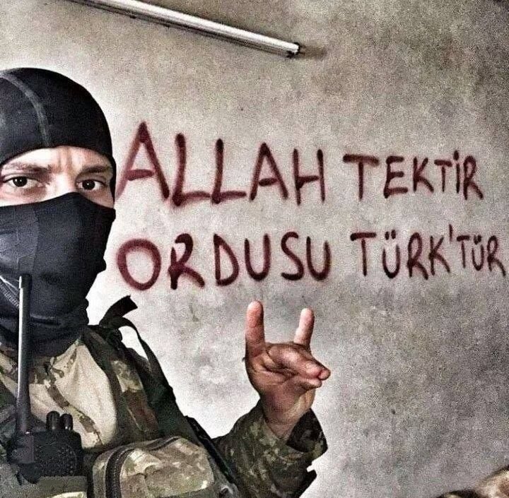 Allah tektir, ordusu Türk'tür.
