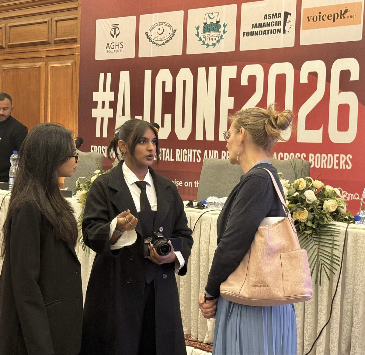 Sweden in Pakistan tweet media