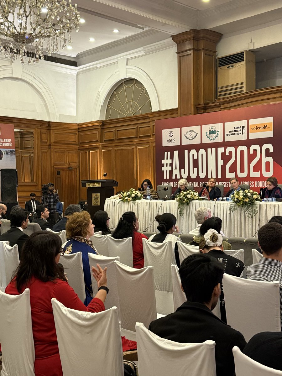 Sweden in Pakistan tweet media