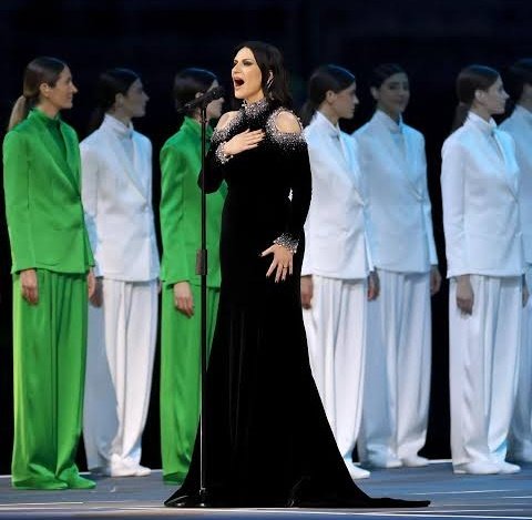 RadioGenoa's tweet photo. The lady who played Jesus in Paris Olympics opening ceremony. In those in Italy there was Laura Pausini. https://t.co/zY9j3rW2J0