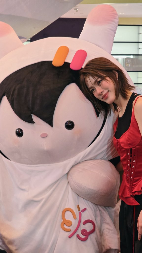 any_GMMTV's tweet image. วันนี่ด้ายวิ่งเล่นกับมีมี่และพี่Isuzuซาหนุบมาดเยยงับ ขอบคุนอุนย่าอุนยายที่กี๊ดๆหั้ยเอนี่โด้ยน้า
#IsuzuxEmixAny