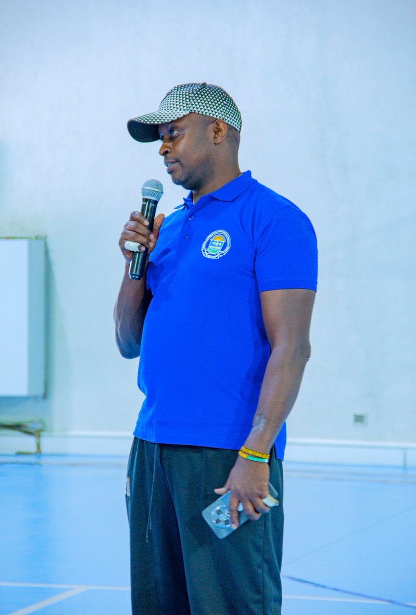 Coach Mandela tweet media