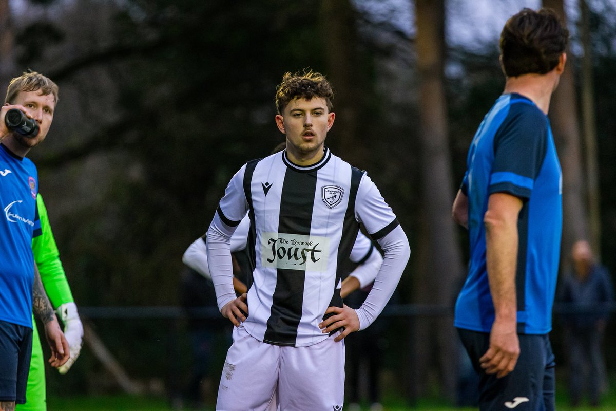 loxwoodfc1920's tweet photo. Club Update ⚪���⚫️

After 3 minutes played yesterday before an injury to Mason. He is now home from the hospital and recovering. 

The care given by our physio @ciarankane1 whilst Mase had to lay on the pitch for 1.5hrs waiting for the ambulance was superb. Grace, @afcwalcountians physio also assisted the whole time along with Barry Cox one of the matchday officials. Our sincere thanks to both of them as well. 

An avoidable situation though, Mase being on the ground in the rain for so long. The stretcher available wasn’t a backboard, it made us think how many are. Our own at Loxwood isn’t for example. Something we’ll look to now change. 

Sobering moment bringing player welfare back to the fore. 

Our thanks to everyone @afcwalcountians and @Cobham_FC who helped Mase and we look to welcome him back to the game he loves when he has recovered 🤍🖤