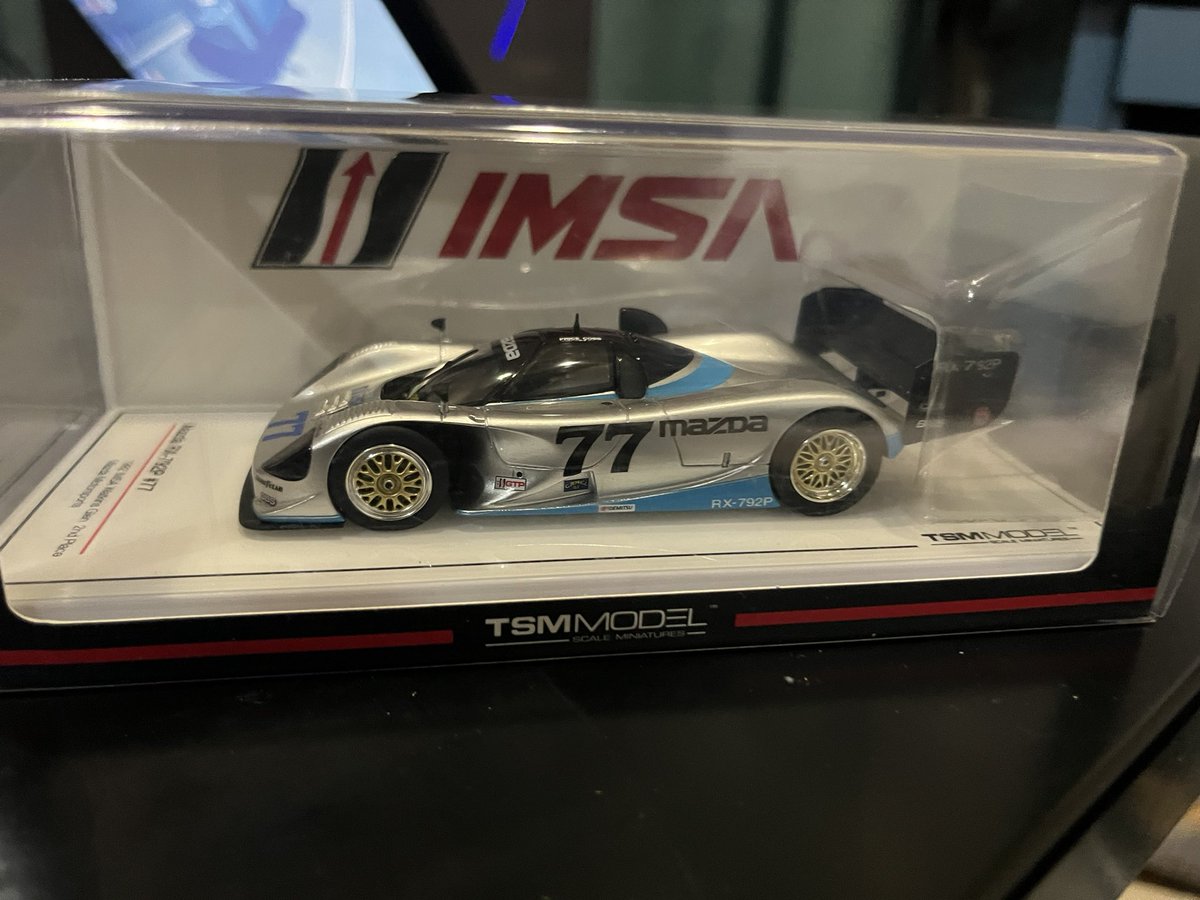 morizoh_cl7's tweet photo. ミニカーを沢山持っていますが、唯一困っている事があります。
写真のようなTSM MODELの1/43スケール用保護クリアケースが見つからないんですよね。
何処か扱ってるお店知ってたら教えて欲しい。
#TSMMODEL
#ミニカー https://t.co/1miFE87KLx