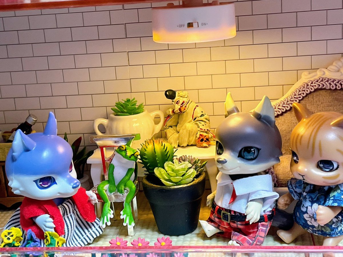 カプセルドールの家1Fに電気つけてみた（試作） #カプセルドール