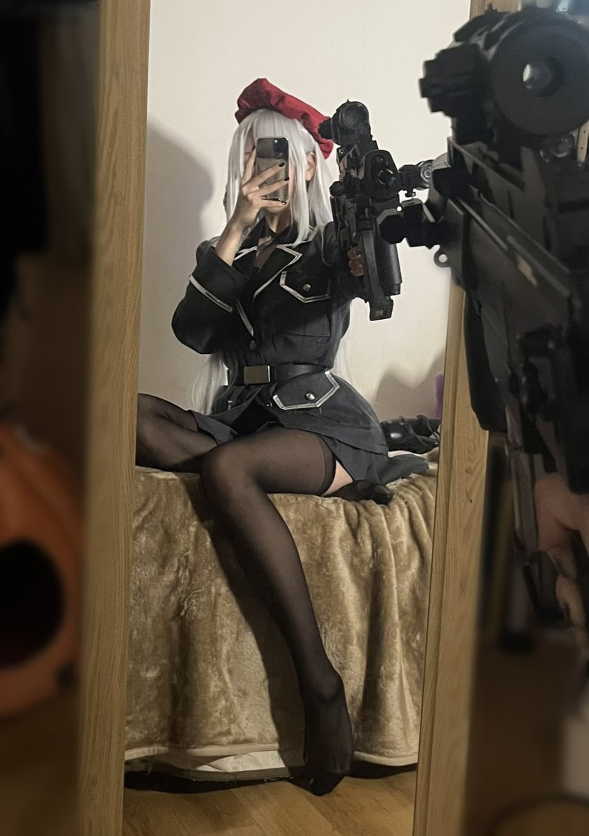 소녀전선 밋업 행사 다녀온척 . . .
지상렬씨 (    -_•) ╦̵̵̿╤─

#g36c