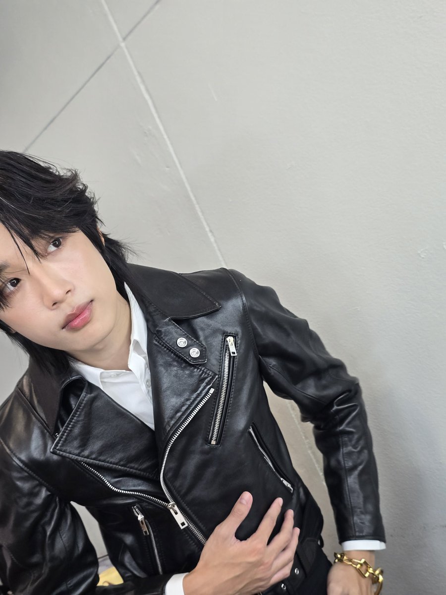 MEWMONKMANK's tweet image. หนุ่มหล่อพี่เน็กซ์
(เขาไม่ให้เรียกน้องเน็กซ์)

#NEXnattakit
#JAPANEXPOTHAILAND2026 
#mewdoesmakeup