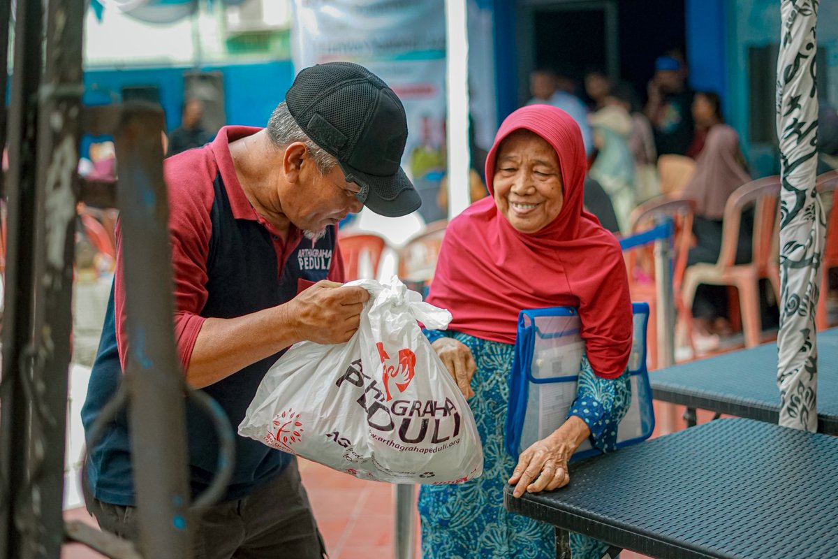 Artha Graha Peduli tweet media