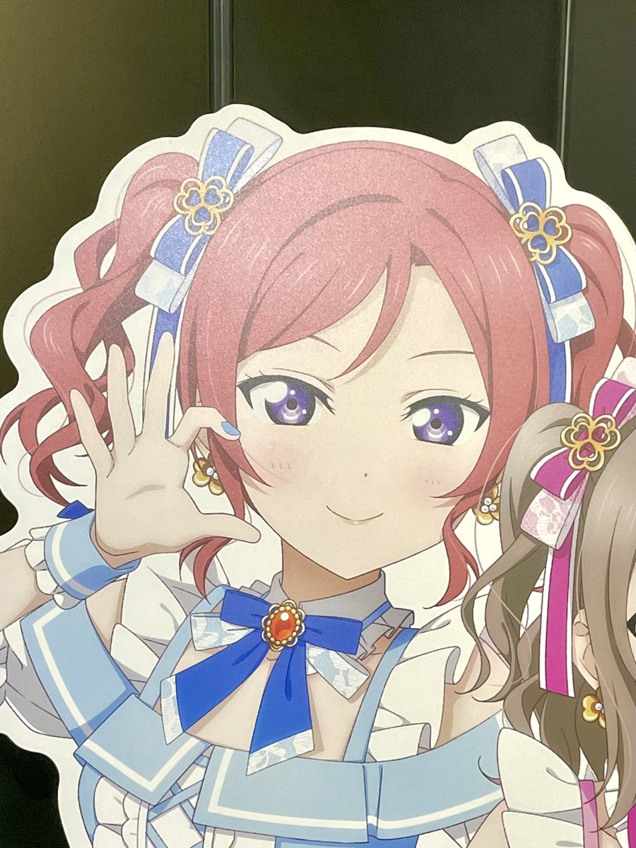 かわいね…本当に……みんな撮ったけど輝きすぎててほとんど真っ白になっちゃった😭