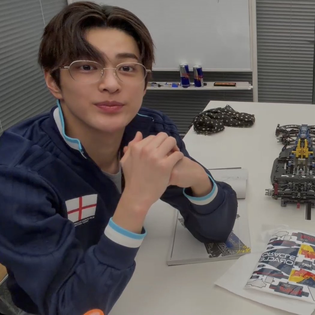 ahnkeonhopics's tweet image. OMG 

#KEONHO #건호 #JUHOON