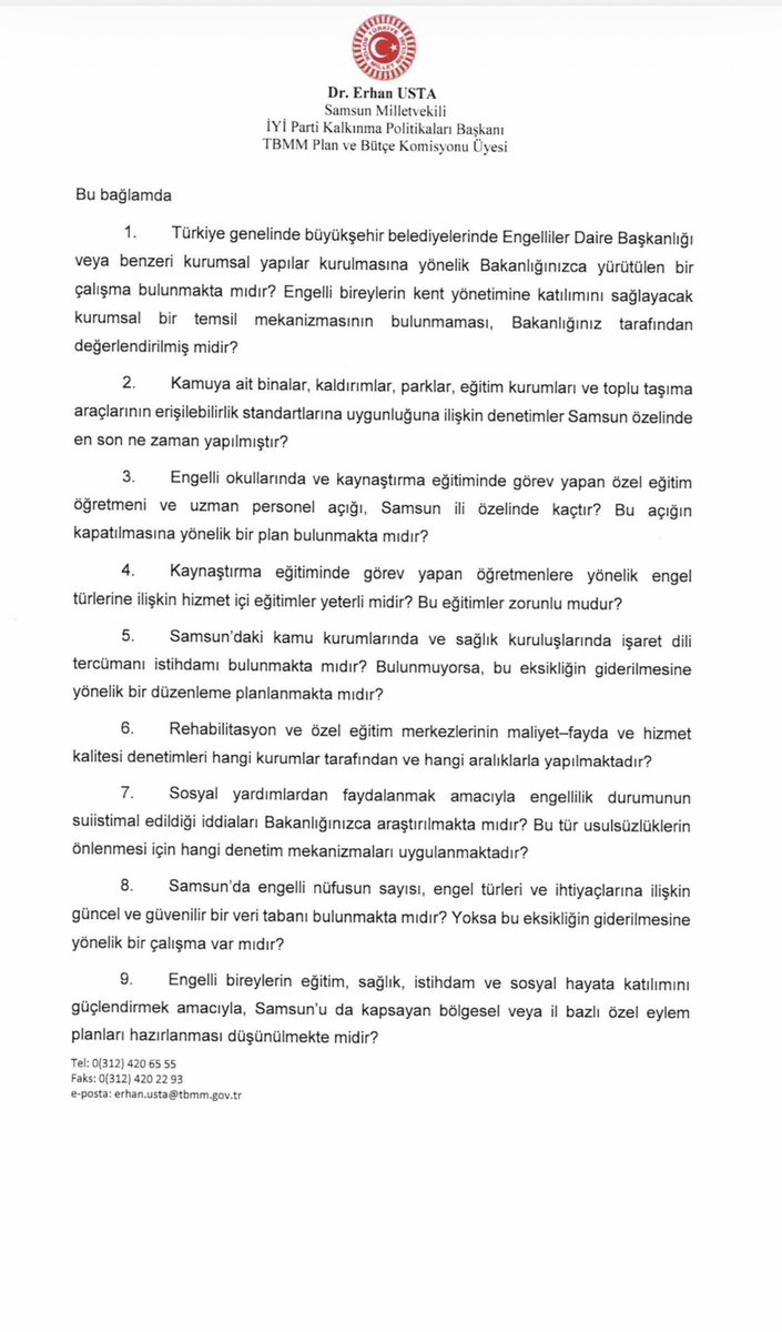 55erhanusta's tweet photo. Engelli yurttaşlarımızı neden görmüyorsunuz?

👉 Aile ve Sosyal Hizmetler Bakanına sorduk.

Engelli bireylerin eğitim, istihdam, sağlık, erişilebilirlik ve sosyal hayata katılımı, Türkiye’de mevzuatta tanınmış bir hak olmasına rağmen, uygulamada yapısal aksaklıklar ve denetim eksikliği nedeniyle fiilen engelleniyor.

Saha çalışmalarımız, engelli federasyonları ve dernek temsilcilerinin aktarımları gösteriyor ki Samsun’da bu sorunlar çok daha derin ve görünür durumda.
📍 Temsil yok,
📍 Erişilebilirlik yetersiz,
📍 Eğitim ve sağlık hizmetleri eksik,
📍 Kamusal alanlarda iletişim engelleri sürüyor.

Bu nedenle Bakanlığa sorduk:

❓ Büyükşehir belediyelerinde Engelliler Daire Başkanlığı kurulmasına yönelik bir çalışma var mı?

❓ Samsun’da kamu binaları, kaldırımlar, parklar ve toplu taşıma araçları en son ne zaman erişilebilirlik denetiminden geçti?

❓ Özel eğitim öğretmeni ve uzman personel açığı Samsun’da kaç kişi? Bu açığı kapatmaya yönelik bir plan var mı?

❓ Rehabilitasyon ve özel eğitim merkezleri hangi aralıklarla ve kim tarafından denetleniyor?

❓ Engelli nüfusa dair güncel, güvenilir bir veri tabanı Samsun’da mevcut mu?

🎯 Engelsiz yaşam bir lütuf değil, haktır.
Kurumsal yapı yoksa, denetim yoksa, veri yoksa; eşit yurttaşlıktan söz edilemez.