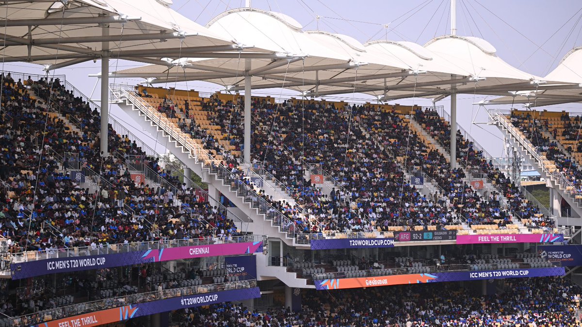 🚨 21,266 FANS AT WANKHEDE STADIUM 🚨

- India not playing
- 11 AM match

Still a massive crowd turnout 
Big credit to Nepal fans &amp; ICC for hosting Nepal games in Mumbai 

- What a growth of Nepal cricket! 🇳🇵❤️