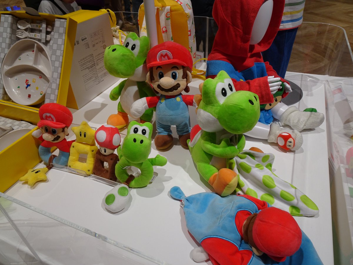 お正月のロックフェスの時、任天堂ショップ(Nintendo Tokyo)に行けた