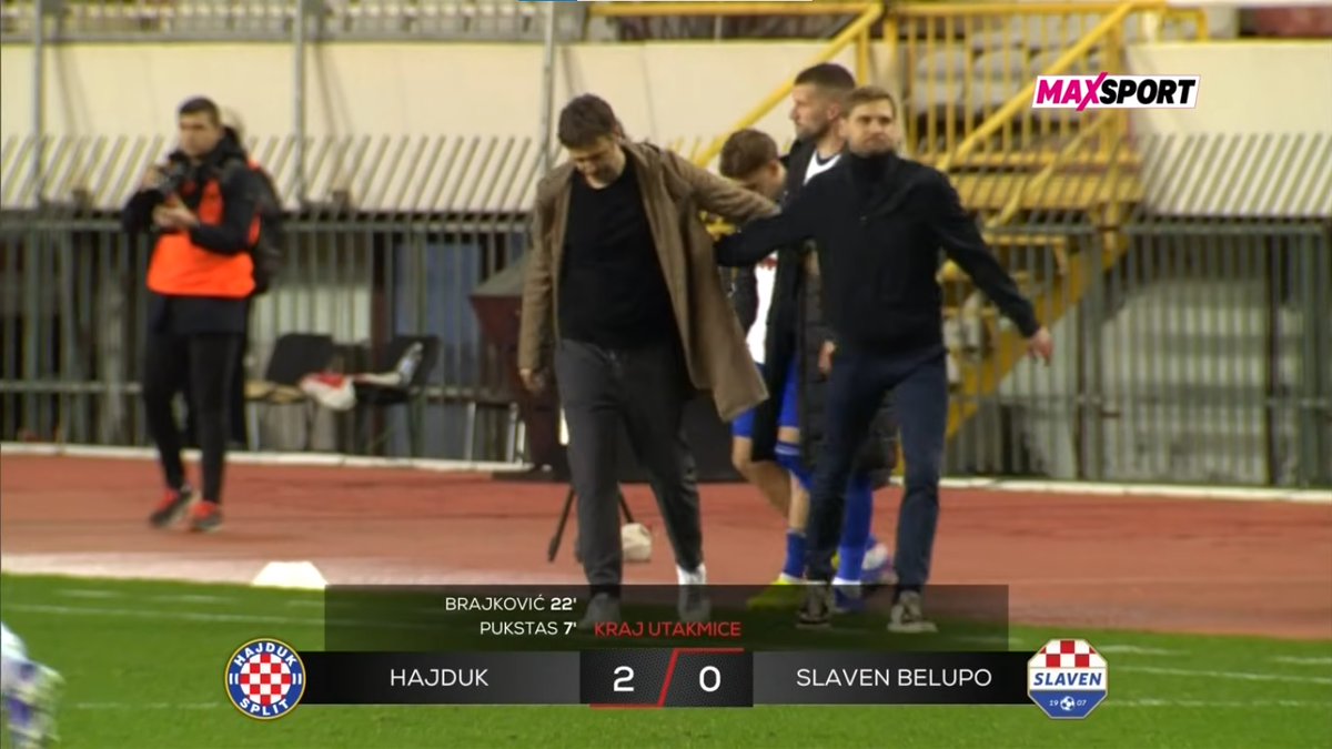 Molero_JC's tweet image. 🇭🇷El Hajduk Split necesitaba ganar y ganó, sin hacer un gran partido como declaró Gonzalo García en rueda de prensa, volvió a la victoria en la #SuperSportHNL

La actuación de Toni Silić en el 2º T fue clave para abaratar las opciones de remontada del correoso Slaven Belupo.

🧵