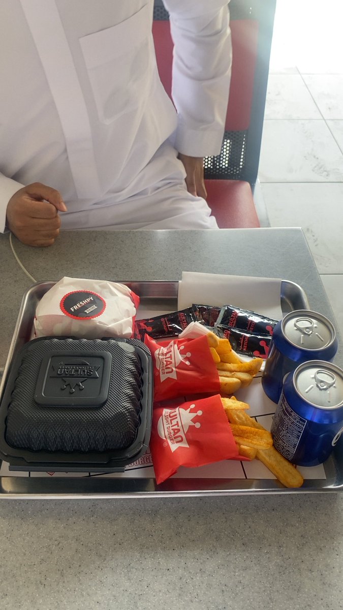 4wuui's tweet image. 