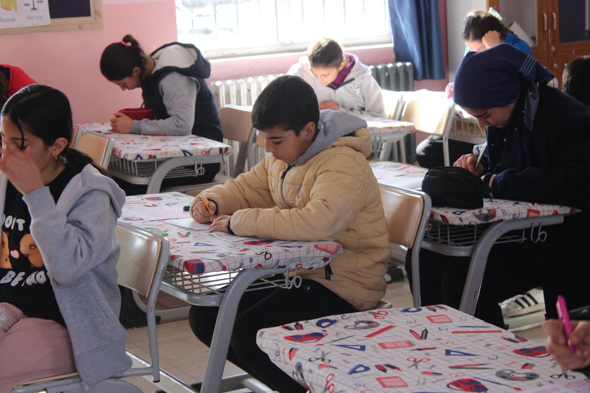 "Onu oku onu yaşa temalı siyer sınavı tüm güzelliği ile nihayete erdi"

#SiyerSınavı #SiyerYarısması