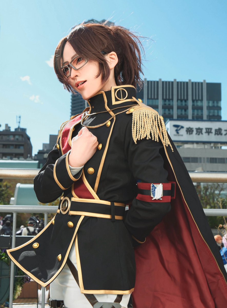 《 cosplay / ｺｽﾌﾟﾚ 》
進撃の巨人 AOT
Hans Zoe  式典兵団服 
ハンジ・ゾエ  

　　　《 心臓を 捧げよ 》

photo: Andoro