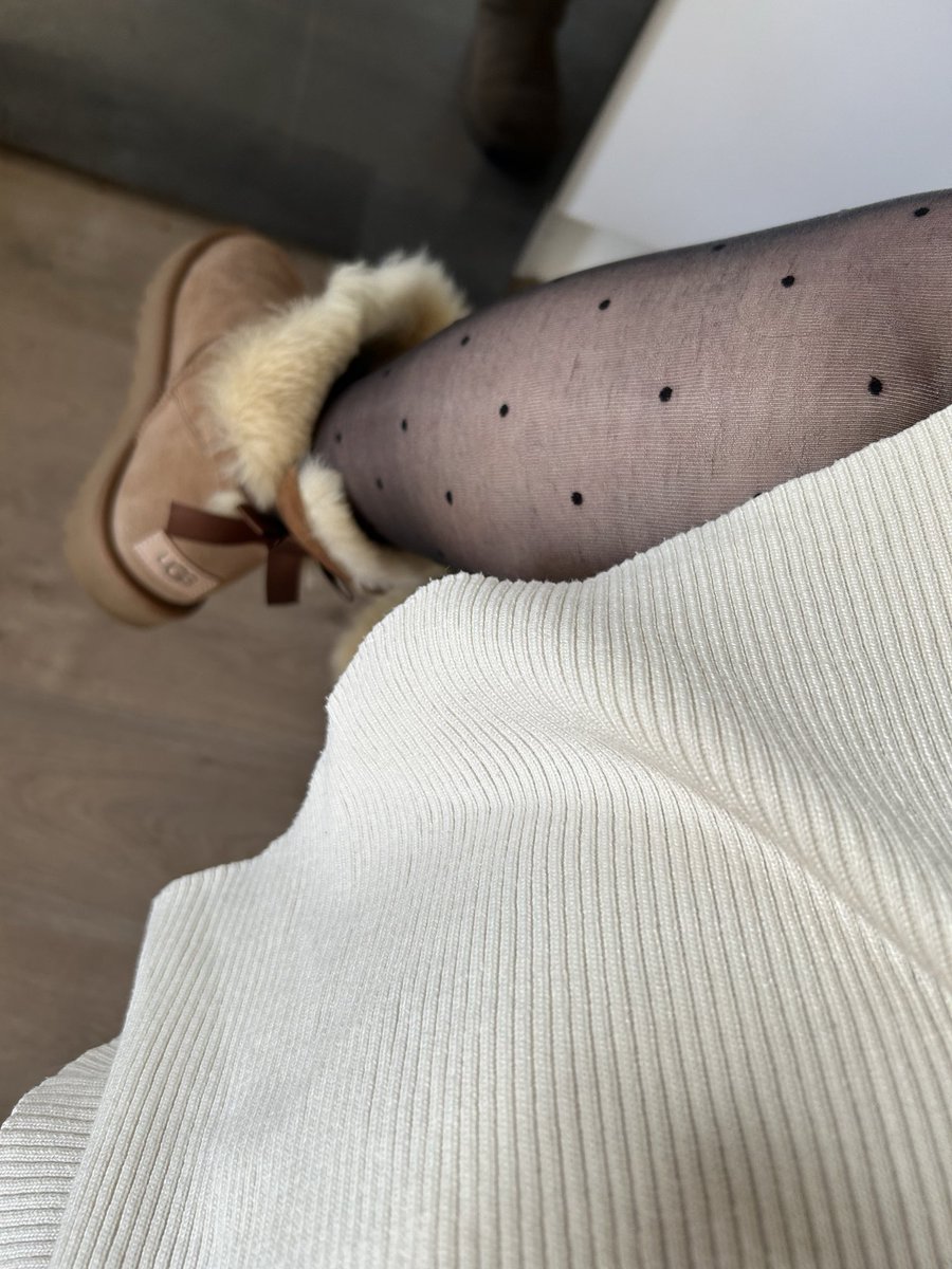 Miss Hazel tweet media