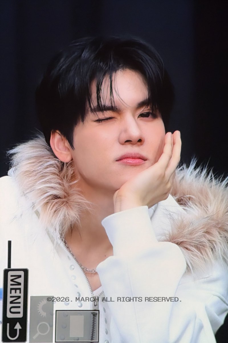 260208 

#POW #파우 #YORCH #요치