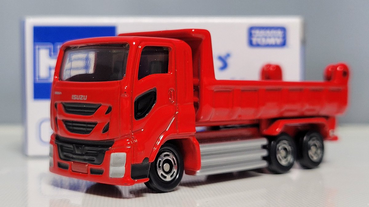 非売品トミカ いすゞギガ ダンプカー トミカ博のハズレ景品 ハズレと