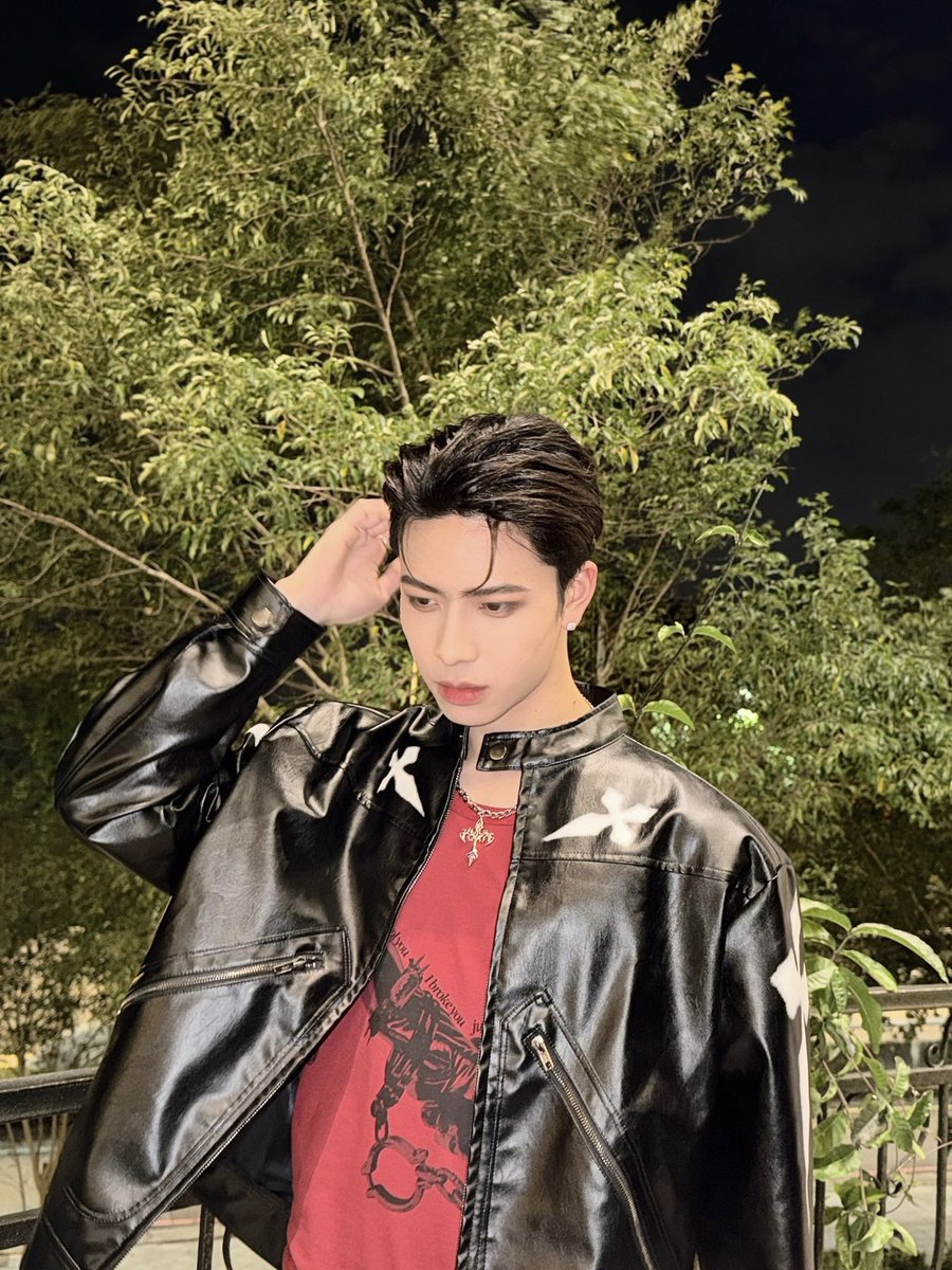 一起帶著好心情，迎接新的一週吧 🤍
Let’s welcome the new week with good vibes 🤍

#SEVENTOEIGHT #세븐투에잇