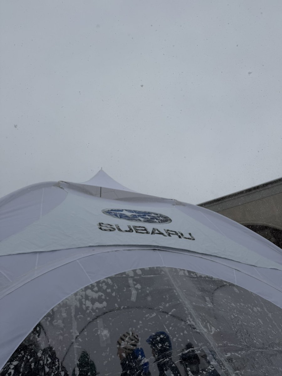 #富士スバル YouTube撮影でゲレンデタクシー体験してきました！

大雪で群馬行くまでも大変で
嬬恋の吹雪と寒さがかなり応えました😭

特別にろあちも全日本ラリーのコースも少し運転させて頂けて、改めてこの悪路をものともしないSUBARU車の走りに感動です🚘

動画アップお待ちください💖