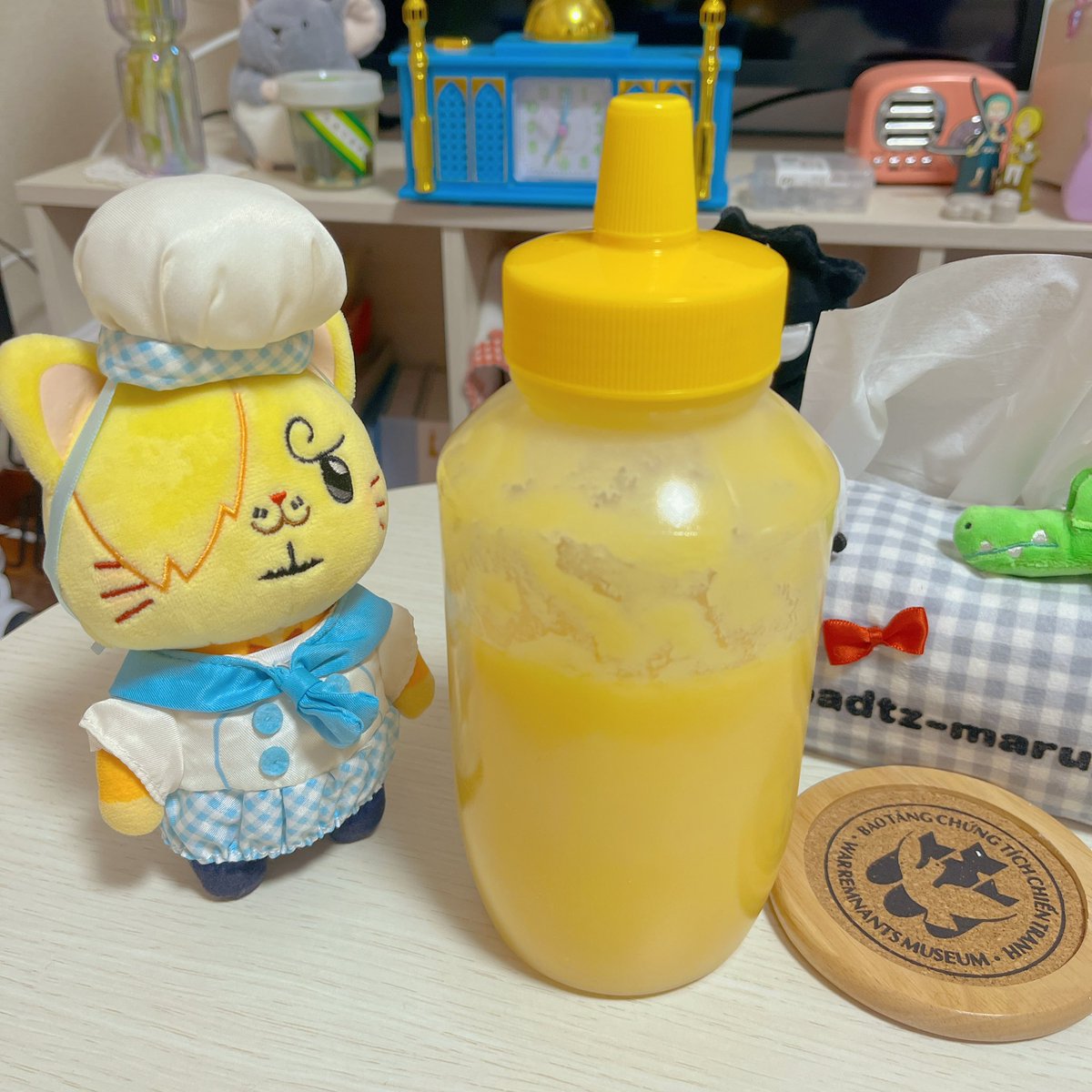 1度お湯に浸からせて結晶化を解いた蜂蜜がまた結晶化した