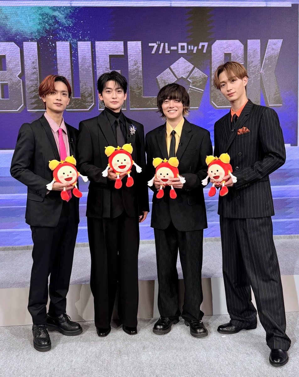 あす９日(月) #めざましテレビ エンタメPick Up☝️
映画「#ブルーロック 」の製作報告会に登場した
#高橋文哉 さん #櫻井海音 さん #高橋恭平 (#なにわ男子 )さん #野村康太 さんにインタビュー🎤

映画の内容にちなみエゴな一面を聞いたら
高橋文哉さんが食🍽️への思いを教えてくれたよ✨