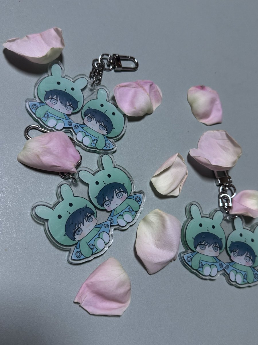 쥬쥬님 공유코드로 만든 키링
1만원이상 무배라 3개 🫶🏽 너무 예쁘다
감사합니다 🫶🏽

#해피투게더

<a href="/solti311/">쥬쥬</a>