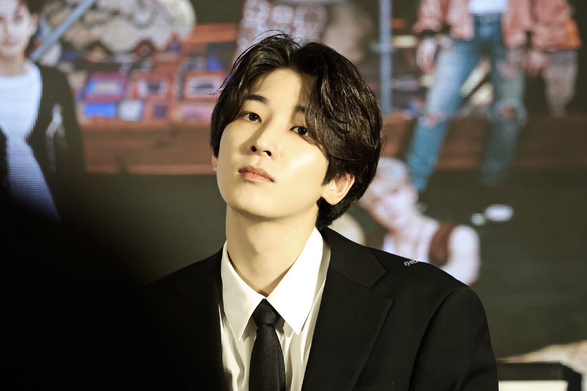 wonwoonnyan's tweet photo. 🖤원우시🖤 https://t.co/DQjPm0gi4g
