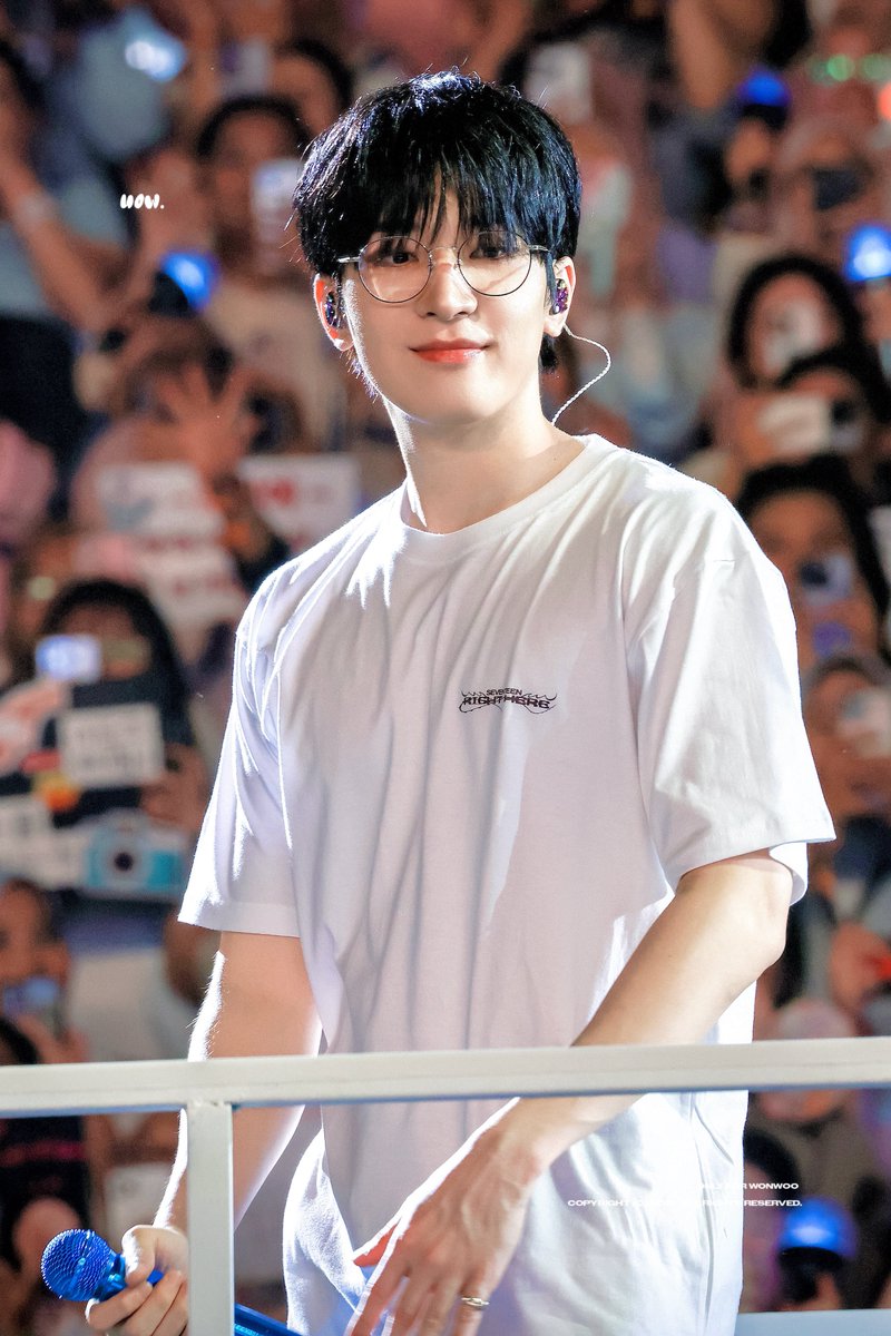 𝐔𝐎𝐖. tweet media