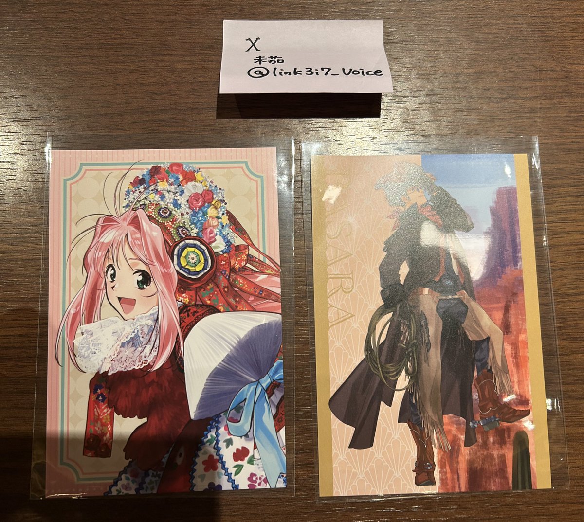 交換・譲渡】マクロス万国博覧会 缶バッジ クリアカード ポストカード