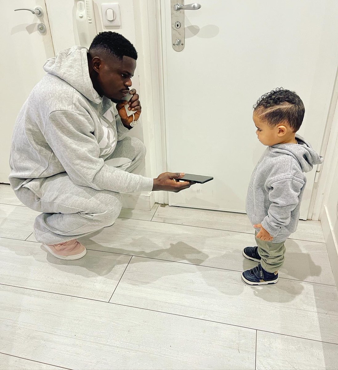 Freezy Macbones official tweet media