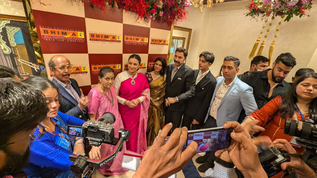 Bhima_India's tweet photo. Marking a special beginning as Parineeti Chopra inaugurates our Noida store — welcoming you to Noida’s new destination for gold.  

#BhimaJewelleryNoida #100YearsYoung #CenturyOfTrust #MemoriesInGold #ModernHeritageFusion #GoldCollection #ComingSoonNoida https://t.co/CaEzF73rjm