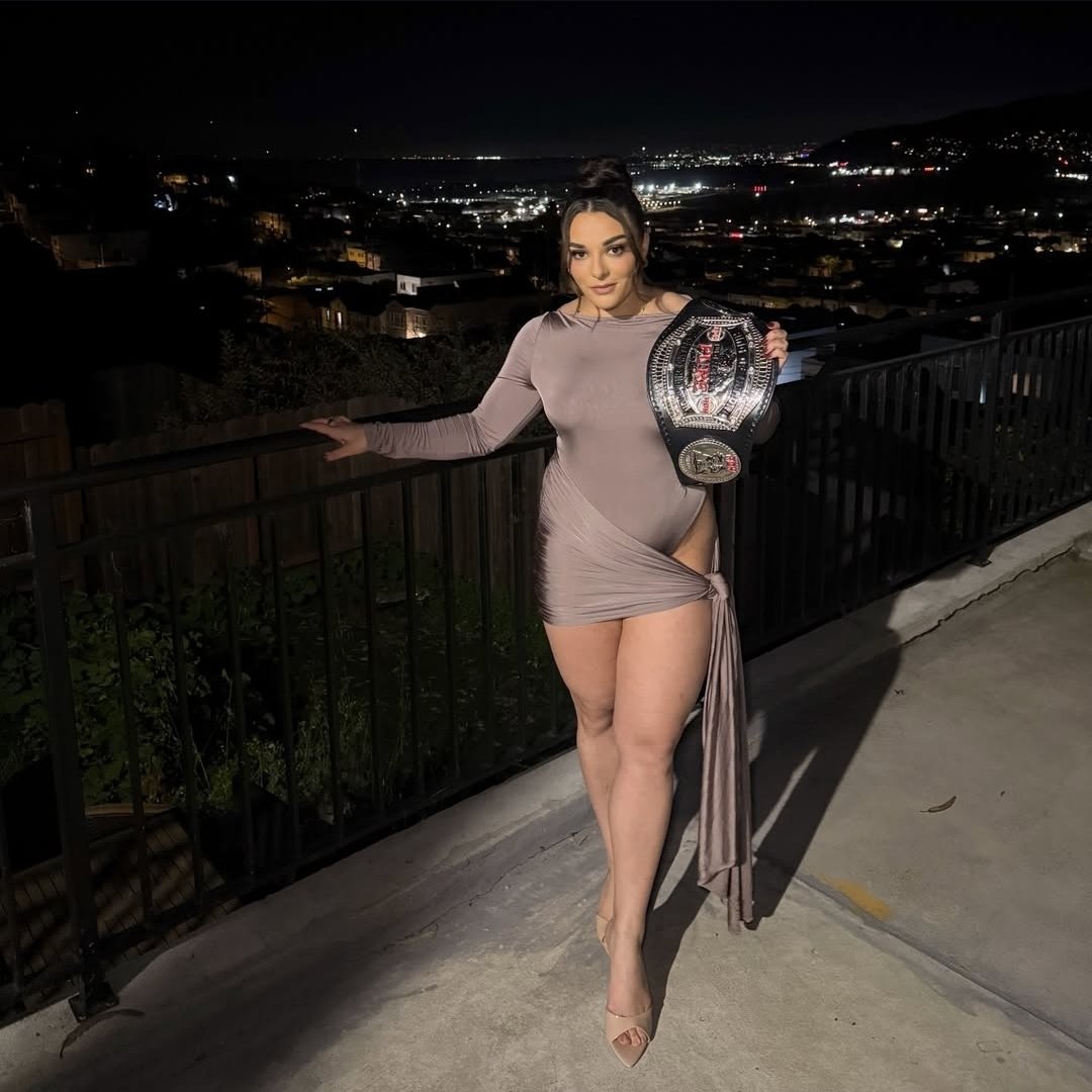 Sally Cruz tweet media